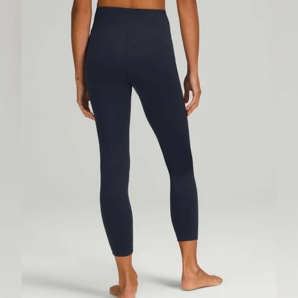 Lululemon Instill High-Rise Tight 25" True Navy Size 4 - Picture 2 of 3